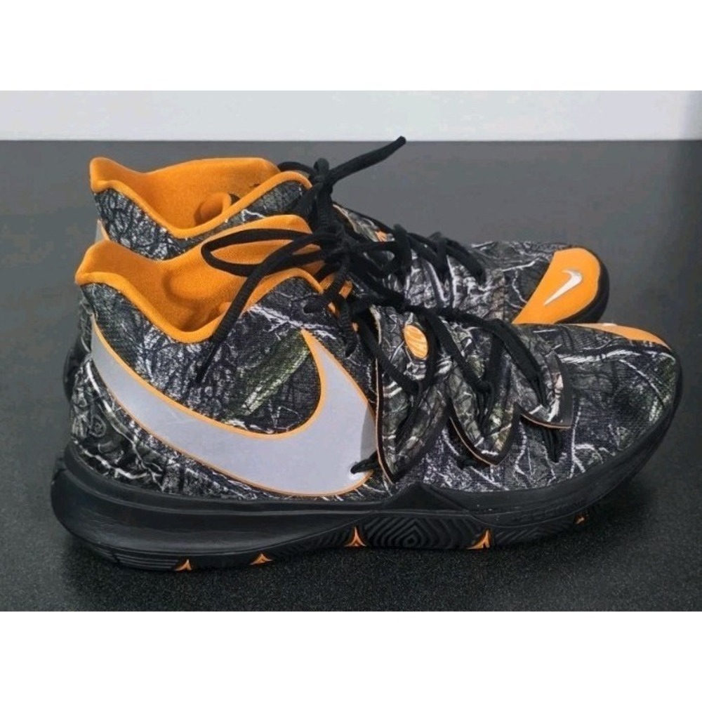 Nike Kyrie 5 Taco PE Men 14 Tree Camo Orange Reflective.‎ QS AO2918-902 Sneaker